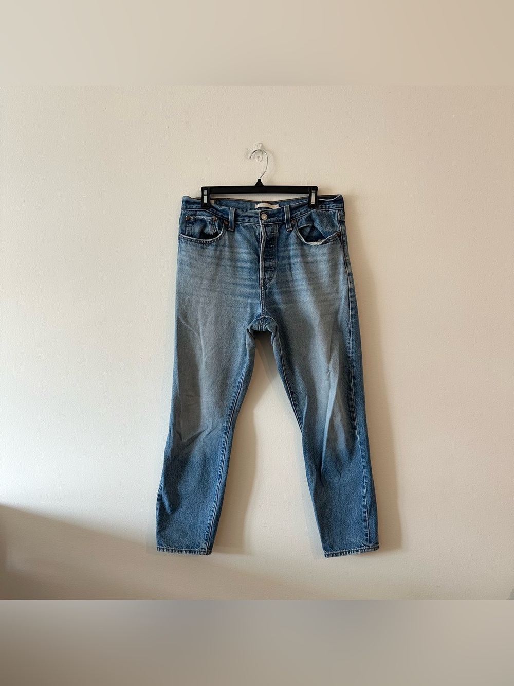 Levi’s Wedgie Slim Straight Faded Distressed Rigid Jeans 31 Blue Vintage Look
